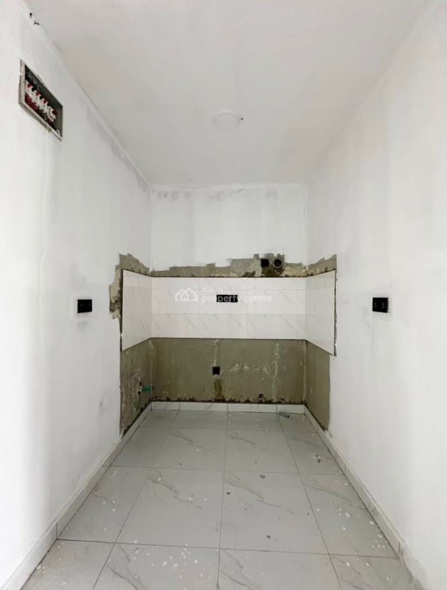 Spacious 1 Bedroom Apartment with Pool and Elevator, Ikate, Lekki, Lagos, Flat / Apartment for Sale
