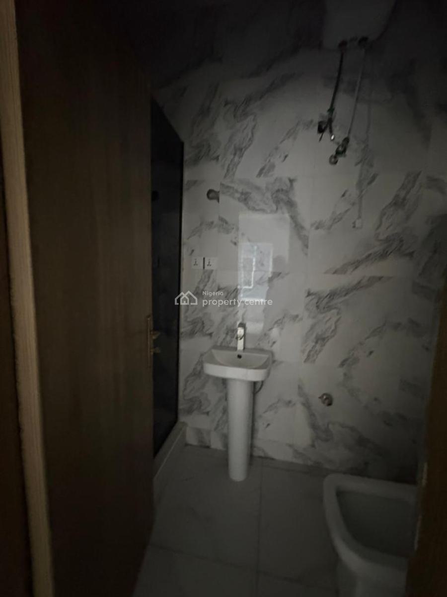 Luxury 2 Bedroom Apartment, Ajah, Lagos, Flat / Apartment for Sale