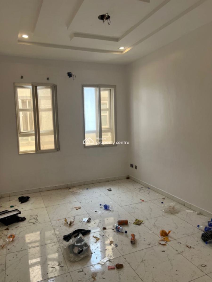 Spacious Master Bedroom with Parlour in a Shared Apartment, Lekki, Lagos, Mini Flat (room and Parlour) for Rent