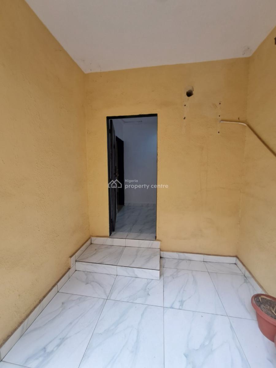 Well Finished 2 Bedroom Flat, Wuye, Abuja, Office Space for Rent