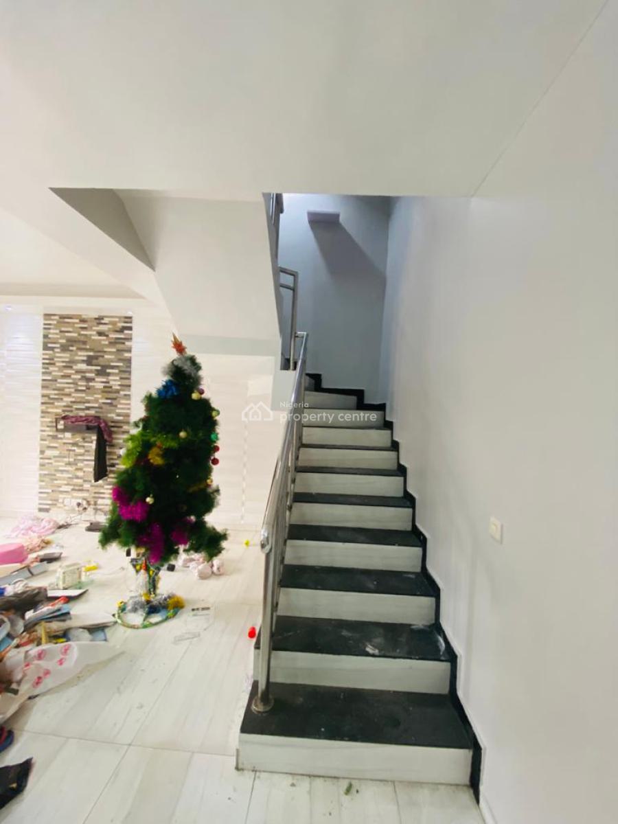 a Very Nice and Spacious 4 Bedroom Terrace with Study Room, By Nicon Town, Ikate, Lekki, Lagos, Terraced Duplex for Rent