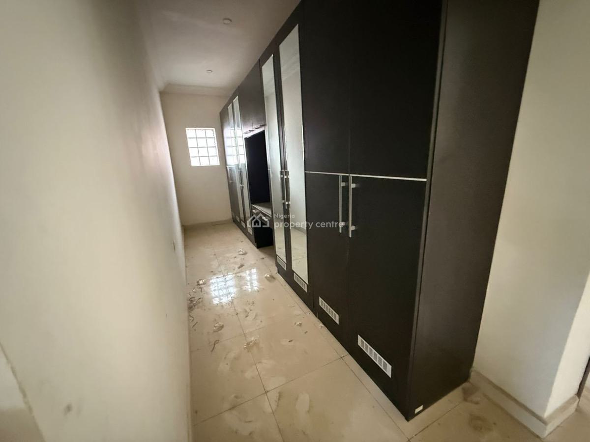 a Brand New Mini Estate Comprising of 20 Units of Duplexes, Bq, Cofo, Guzape District, Abuja, Terraced Duplex for Sale