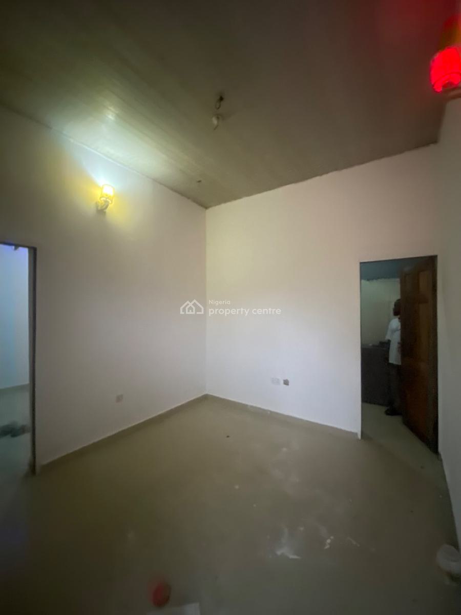 One Bedroom Apartment with 4 Tenants in an Interlocked and Gated Compound, Peaceland, Ogombo, Ajah, Lagos, Flat / Apartment for Rent