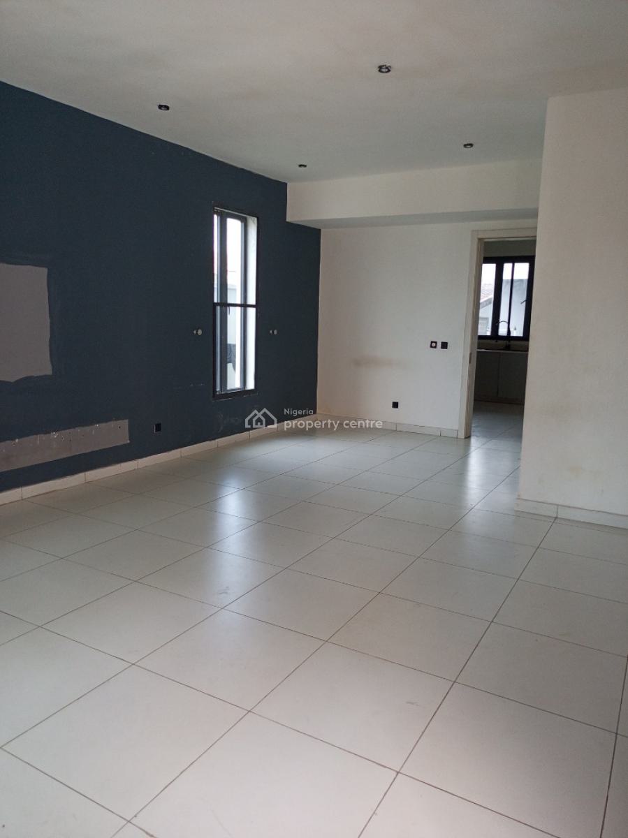 Luxury 4 Bedroom Terrace with Bq 24hours Light Secured Estate, Ologolo, Lekki, Lagos, Terraced Duplex for Rent