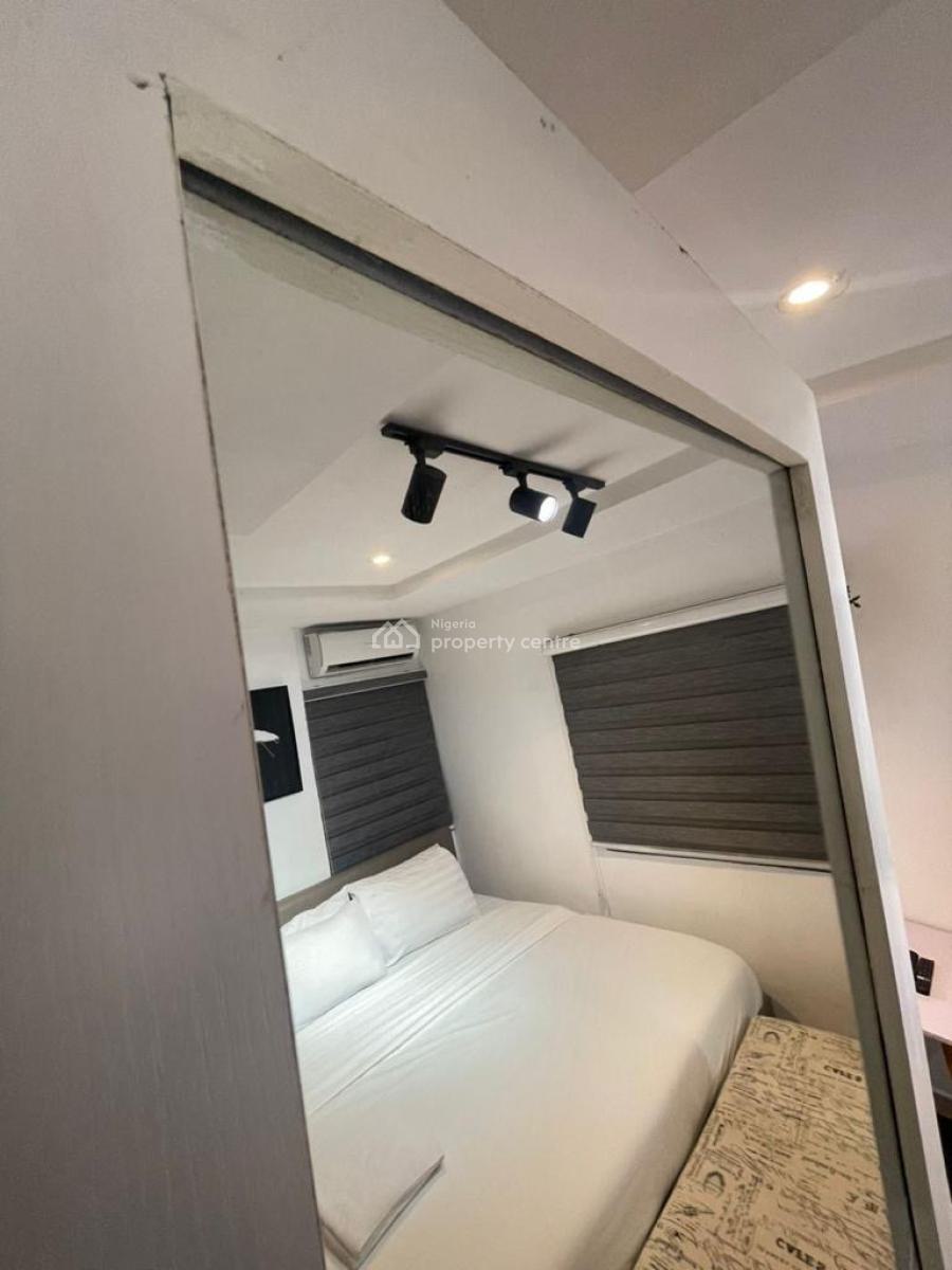 Spacious Furnished Room & Parlour with Open Kitchen Plan, Off Adewunmi Adebimpe, Lekki Phase 1, Lekki, Lagos, Mini Flat (room and Parlour) for Rent