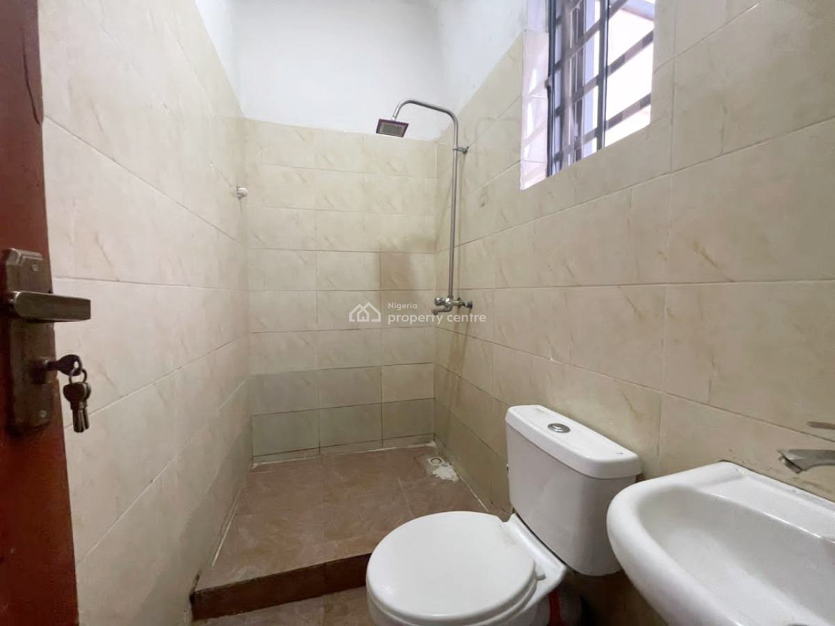 Luxury 2 Bedrooms Apartment, Gra Phase 1, Magodo, Lagos, Flat / Apartment for Rent