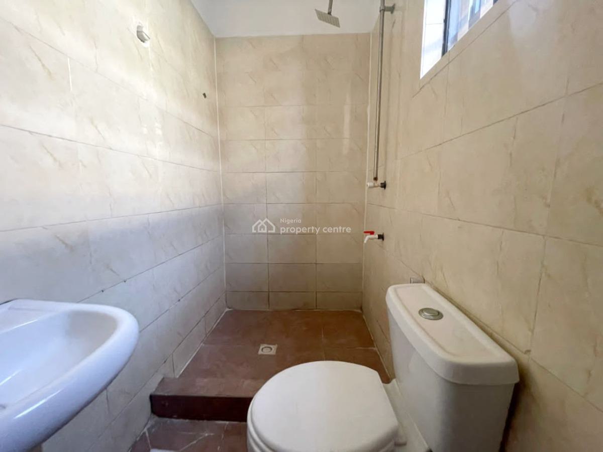 Luxury 2 Bedrooms Apartment, Gra Phase 1, Magodo, Lagos, Flat / Apartment for Rent