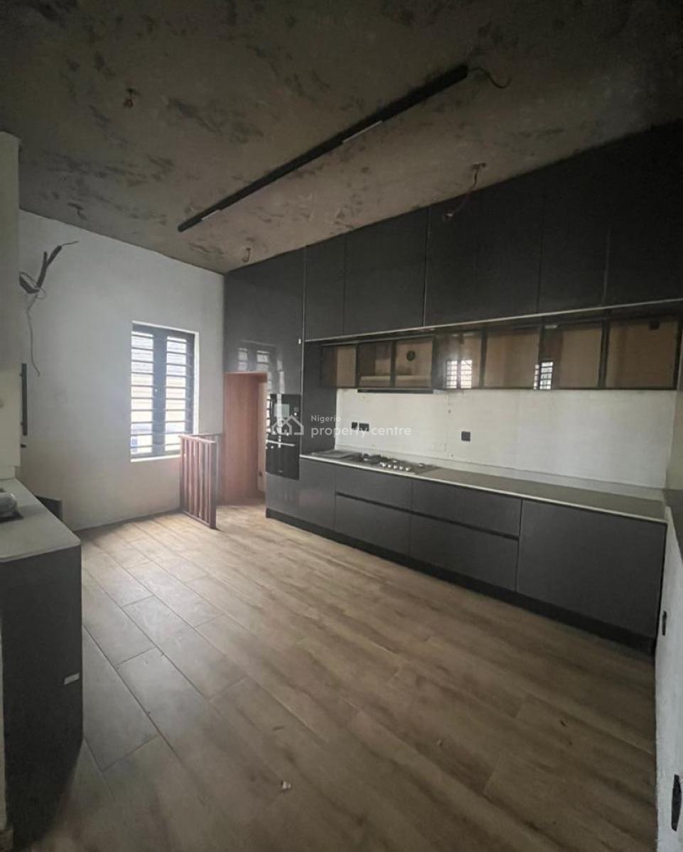 Lovely 4 Bedroom Terrace Duplex with Bq, Ologolo, Lekki, Lagos, Terraced Duplex for Sale