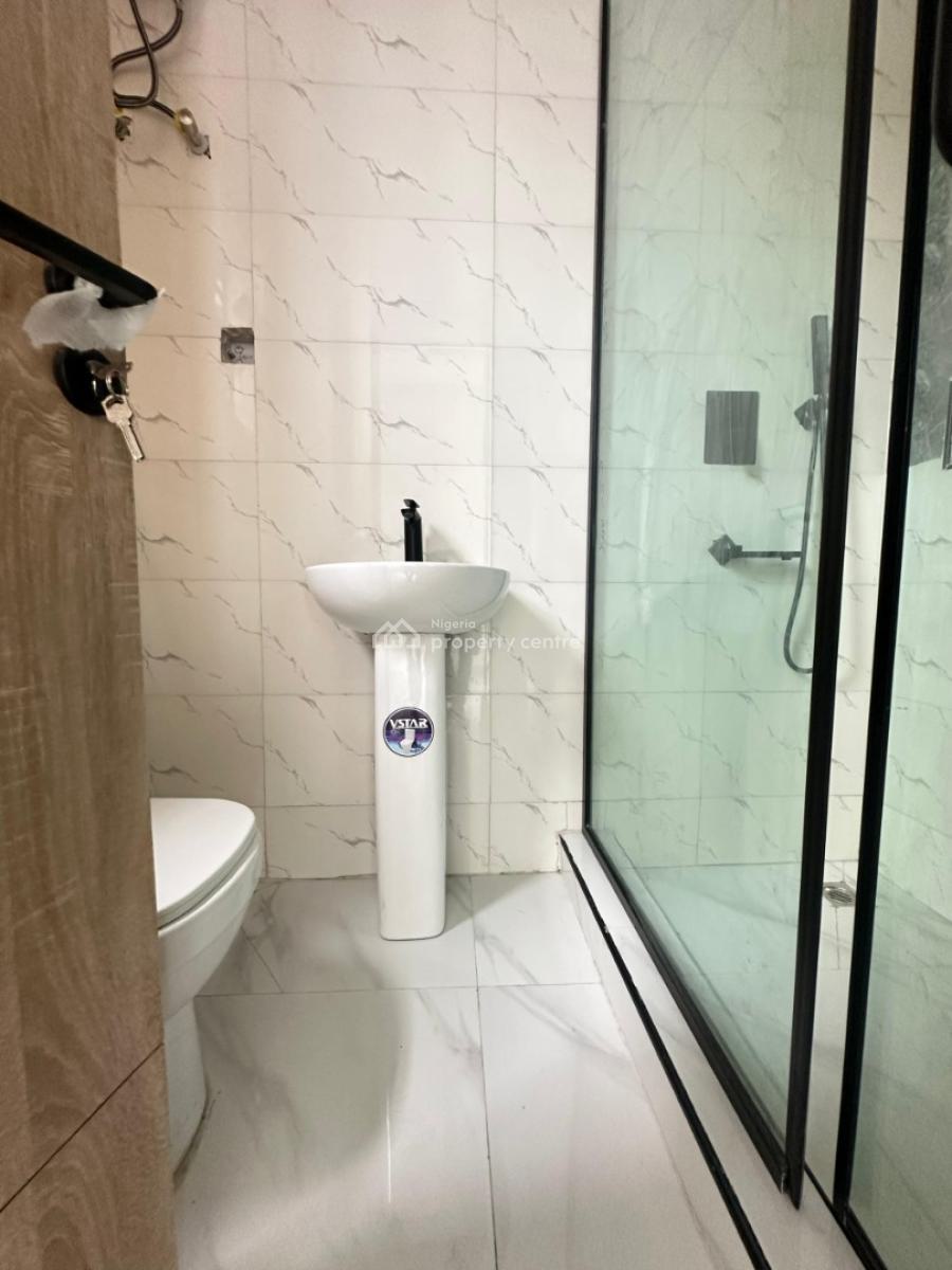 Executive Mini Flat, Yaba, Lagos, Mini Flat (room and Parlour) for Rent