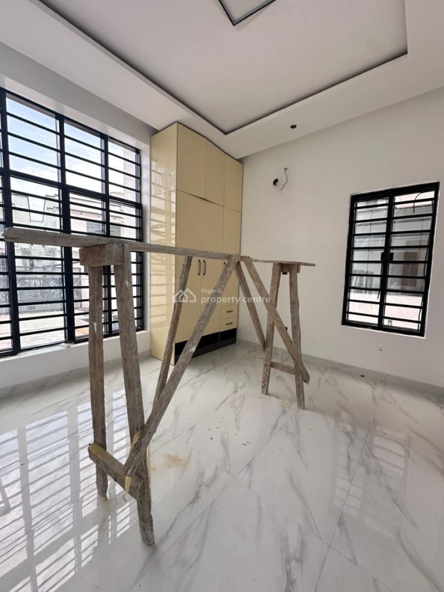 Executive Mini Flat, Yaba, Lagos, Mini Flat (room and Parlour) for Rent