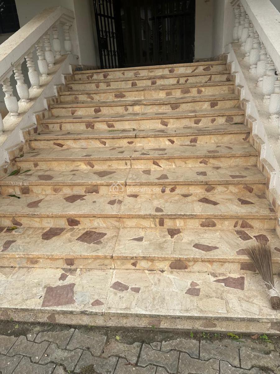 8-bedroom Fully Detached, Maitama District, Abuja, House for Rent