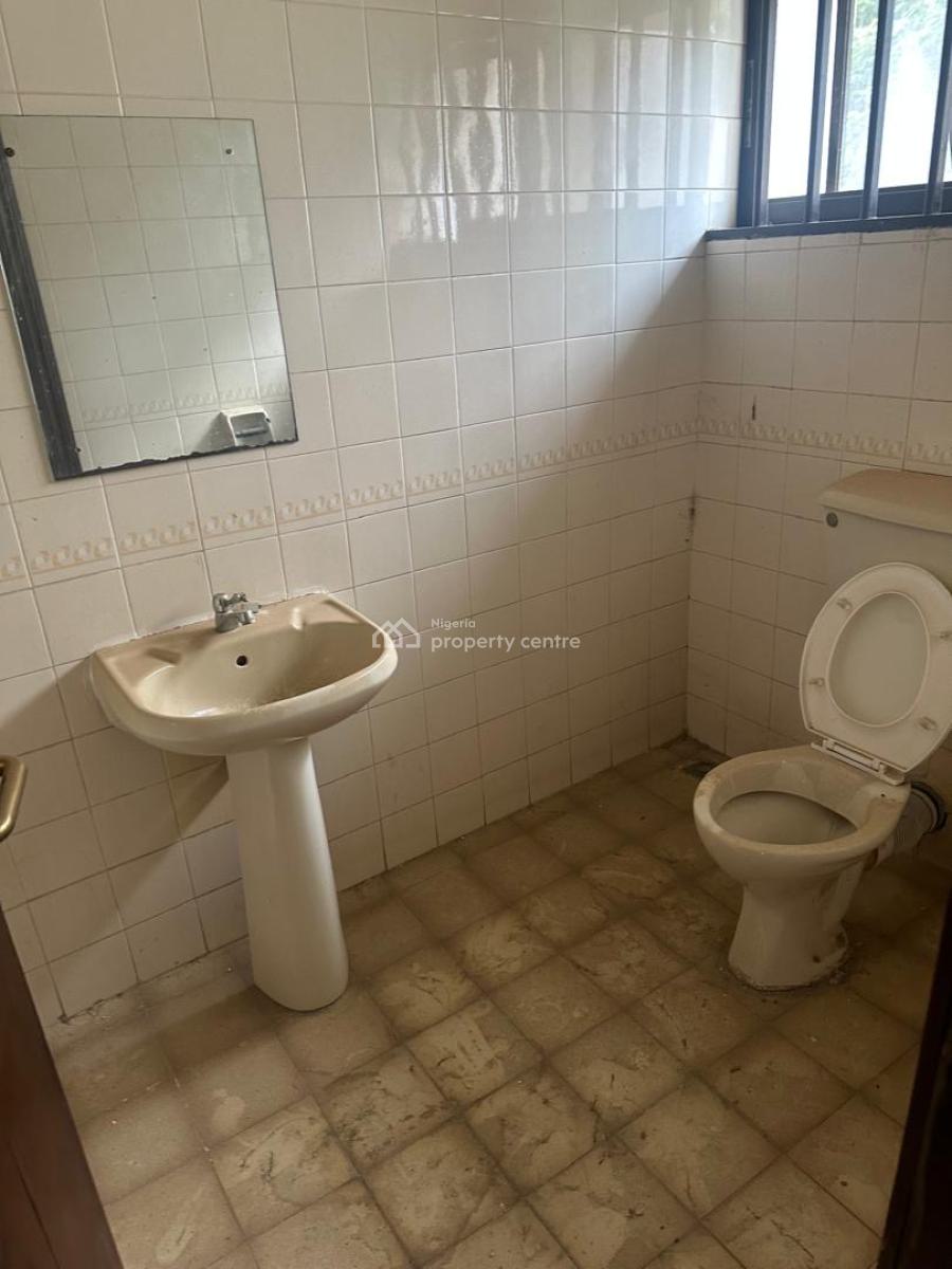 8-bedroom Fully Detached, Maitama District, Abuja, House for Rent