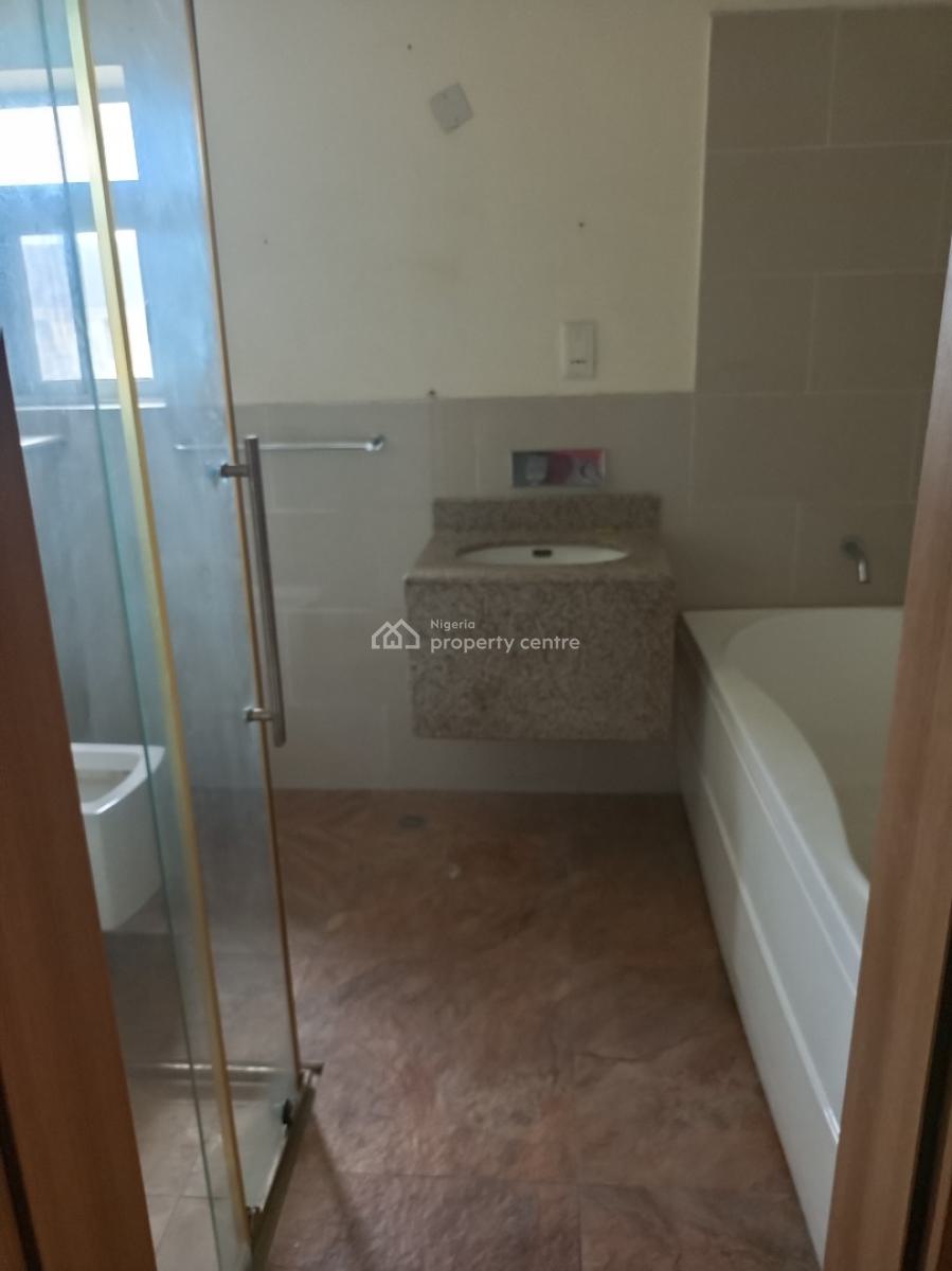 Spacious 4 Bedroom Terrace Fully Serviced Estate, Ologolo, Lekki, Lagos, Terraced Duplex for Rent