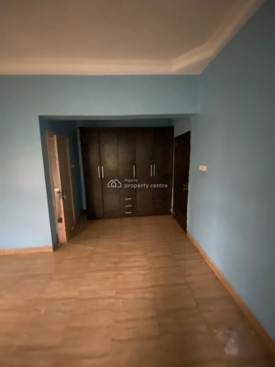 Service 4 Bedroom Flat, 1st Floor, with Ac & Generator, By Arab, Utako, Abuja, Flat / Apartment for Rent