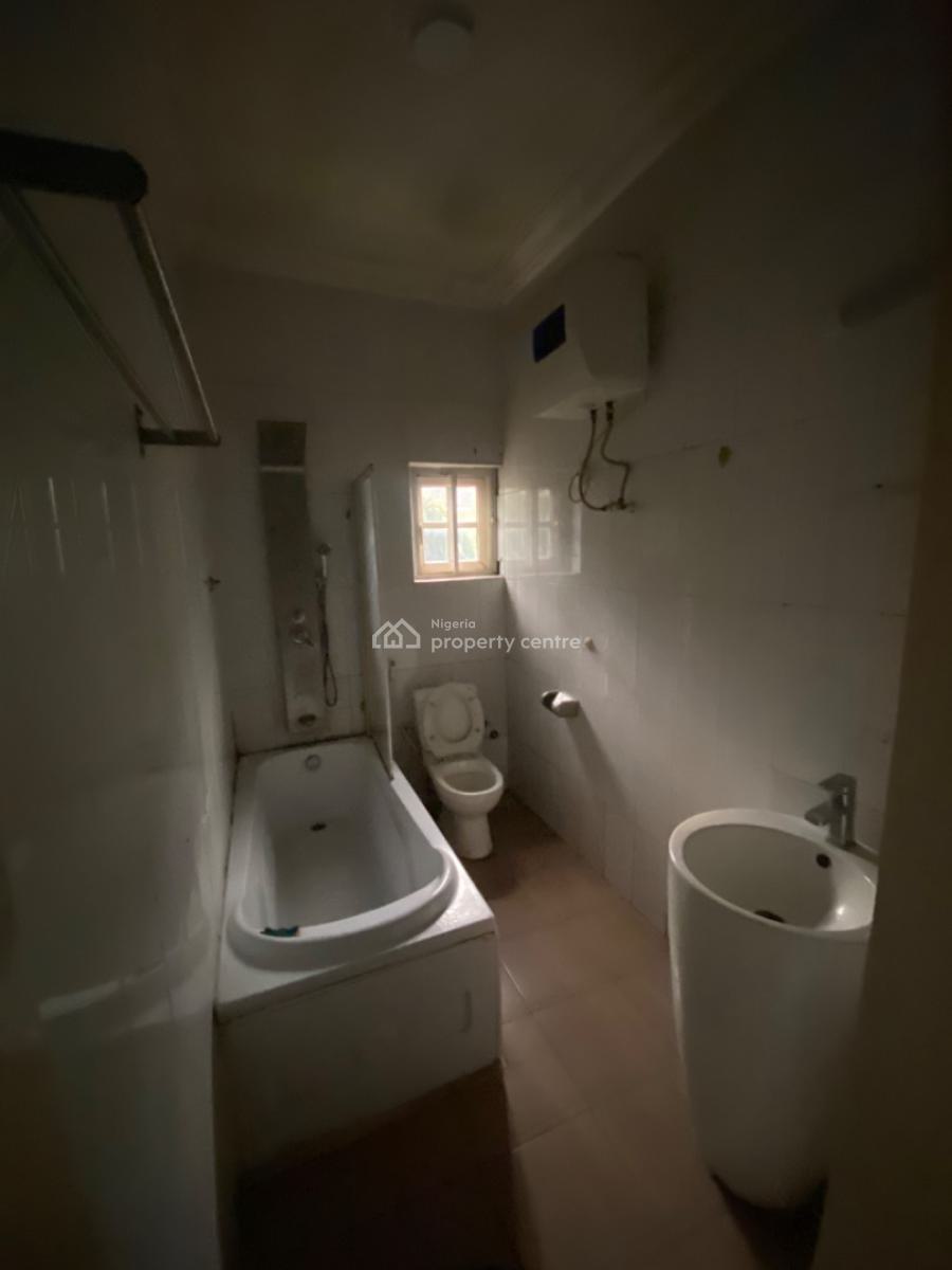 Service 4 Bedroom Flat, 1st Floor, with Ac & Generator, By Arab, Utako, Abuja, Flat / Apartment for Rent