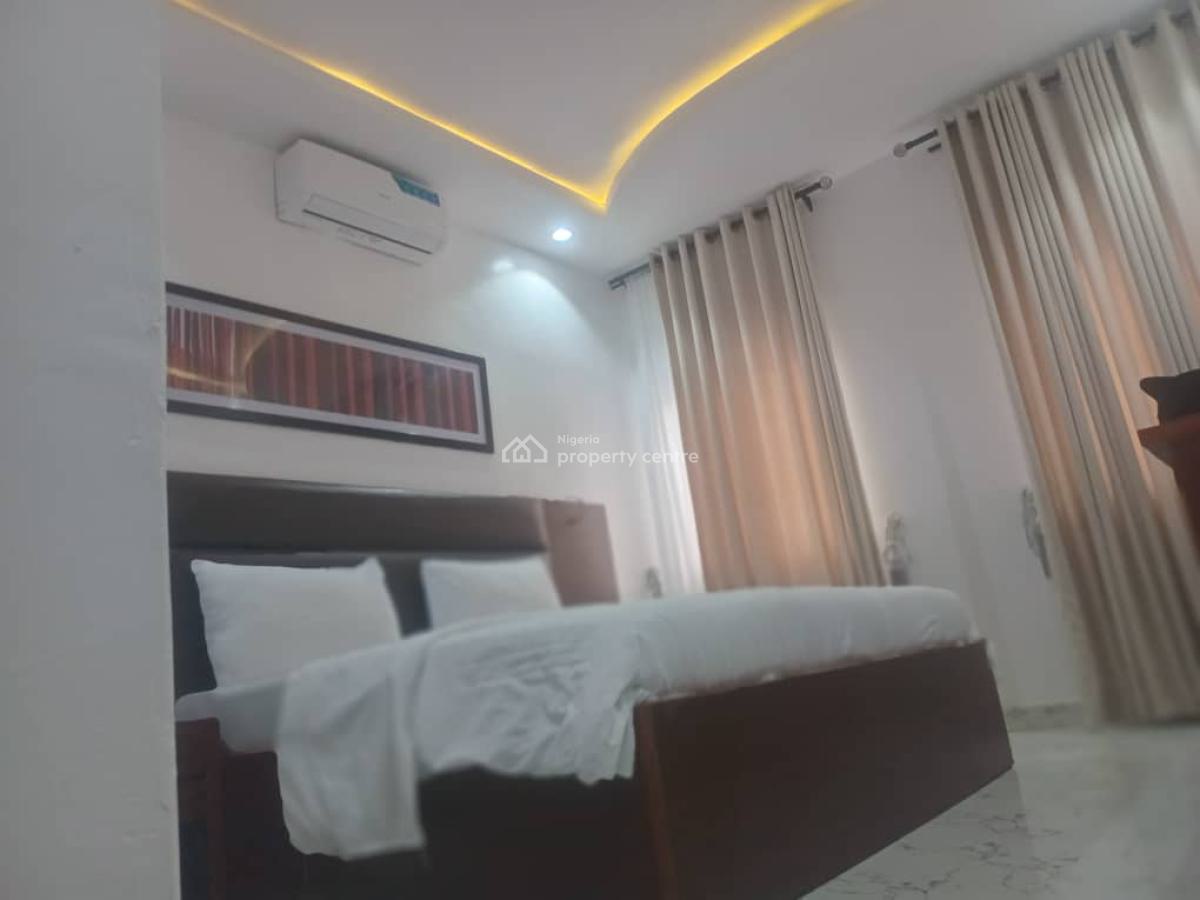 Fully Serviced & Furnished One Bedroom Apartment, Lekki Phase 1, Lekki, Lagos, Mini Flat (room and Parlour) for Rent