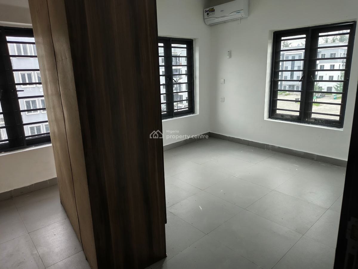Luxury 2 Bedrooms Flat, Green Bay Estate, Ilaje, Ajah, Lagos, Flat / Apartment for Rent