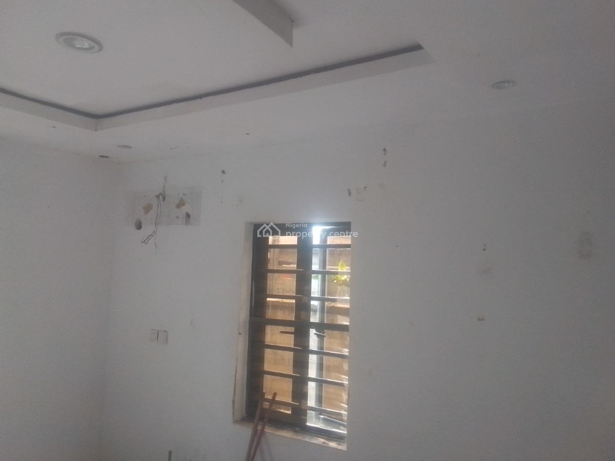 Spacious Luxury 1 Bedroom Flat with Excellent Features, Newtown Estate, Ogombo, Ajah, Lagos, Mini Flat (room and Parlour) for Rent