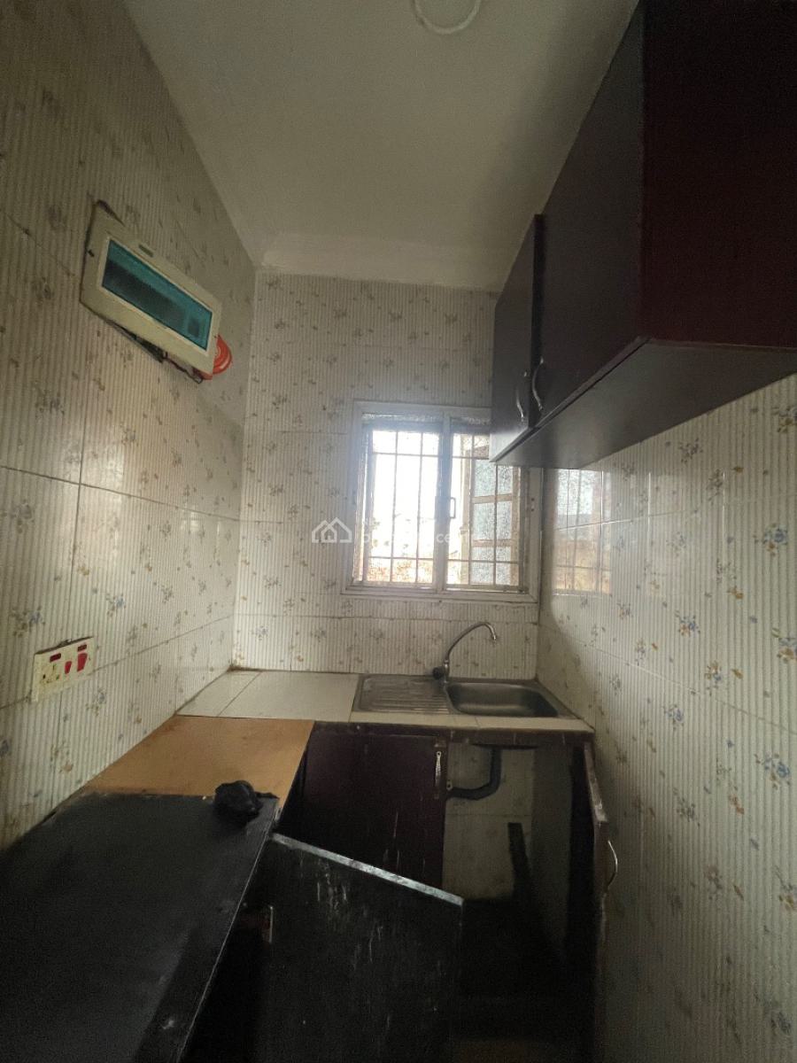 Neatly Used One Bedroom Flat, Bajulaye Road, Shomolu, Lagos, Mini Flat (room and Parlour) for Rent