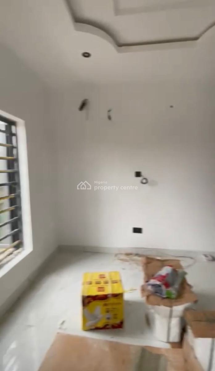 a Standard Spacious and Exclusive 3 Bedrooms Apartment, Anthony, Maryland, Lagos, Flat / Apartment for Rent