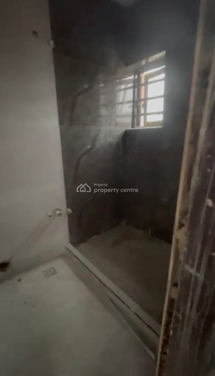 a Standard Spacious and Exclusive 3 Bedrooms Apartment, Anthony, Maryland, Lagos, Flat / Apartment for Rent