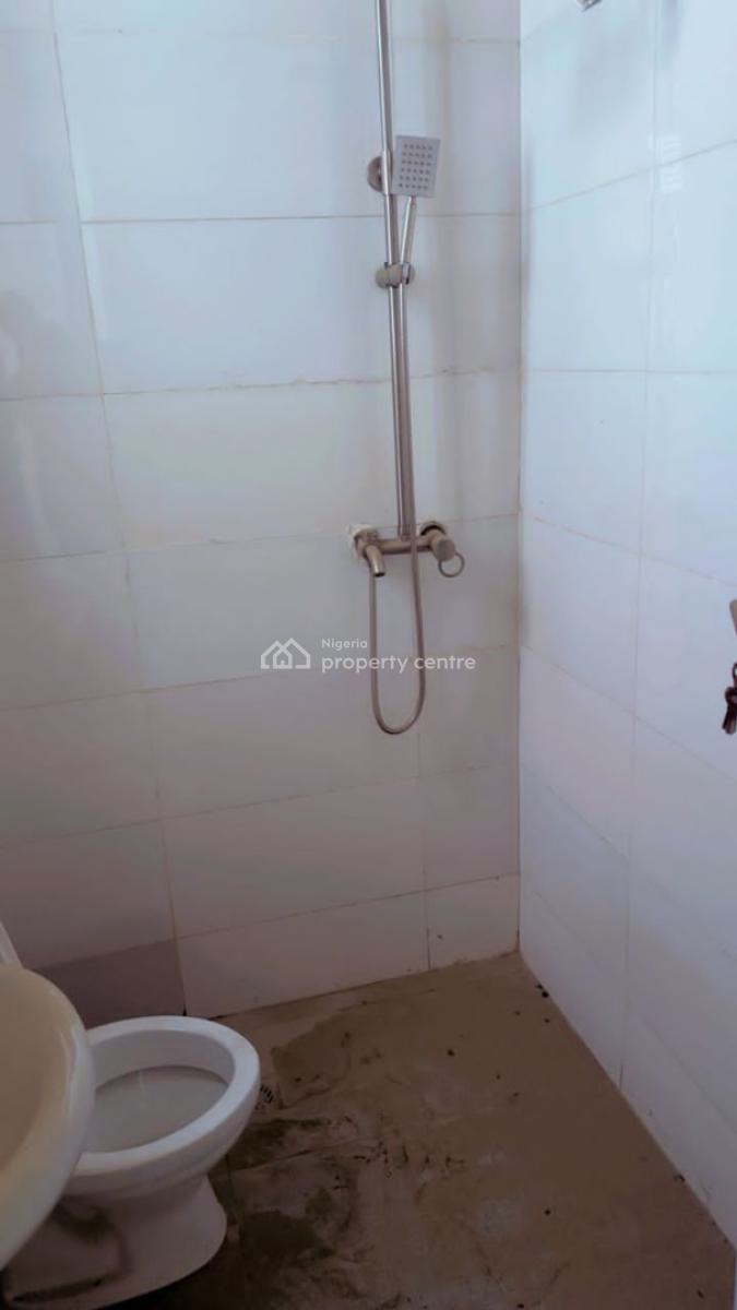 Master Bedroom Shared Apartment, Orchid Road, Ikota, Lekki, Lagos, Self Contain (single Rooms) for Rent
