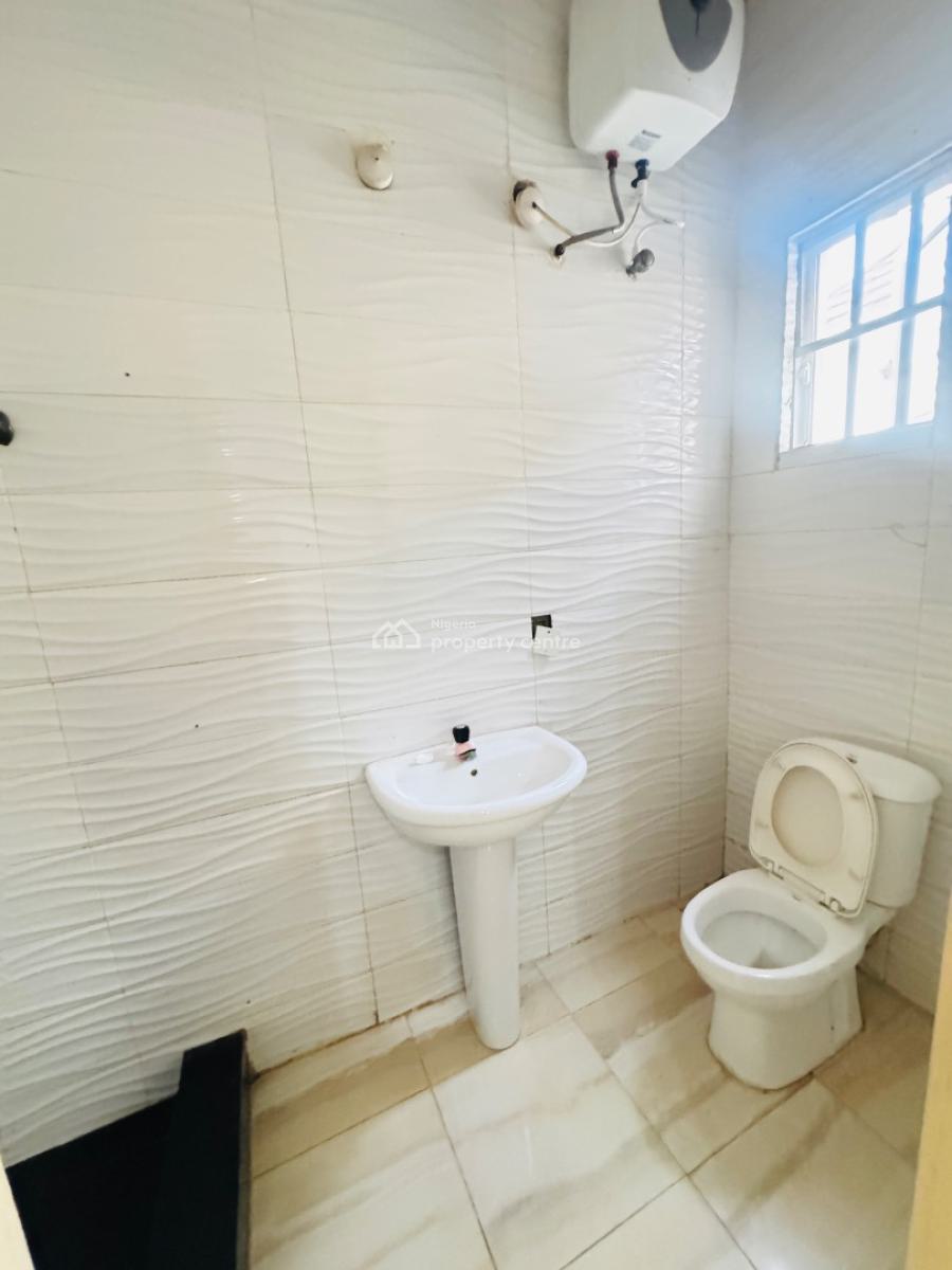 Well Built Spacious 4 Bedroom Semi Detached, Chevron Drive, Lekki Phase 2, Lekki, Lagos, Semi-detached Duplex for Rent