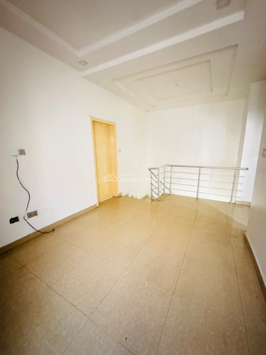 Well Built Spacious 4 Bedroom Semi Detached, Chevron Drive, Lekki Phase 2, Lekki, Lagos, Semi-detached Duplex for Rent