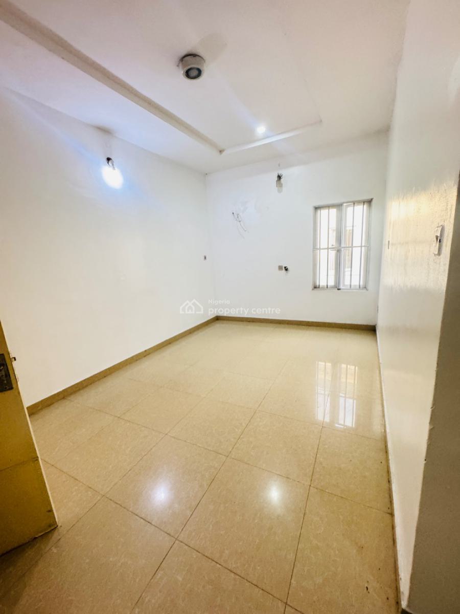 Well Built Spacious 4 Bedroom Semi Detached, Chevron Drive, Lekki Phase 2, Lekki, Lagos, Semi-detached Duplex for Rent
