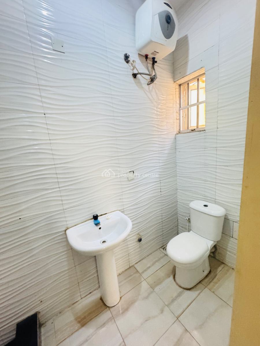 Well Built Spacious 4 Bedroom Semi Detached, Chevron Drive, Lekki Phase 2, Lekki, Lagos, Semi-detached Duplex for Rent