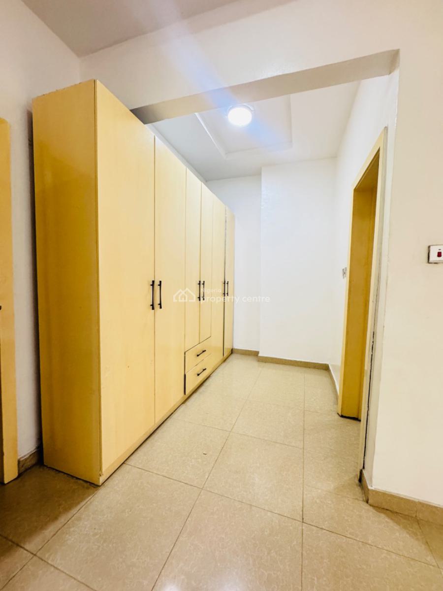 Well Built Spacious 4 Bedroom Semi Detached, Chevron Drive, Lekki Phase 2, Lekki, Lagos, Semi-detached Duplex for Rent