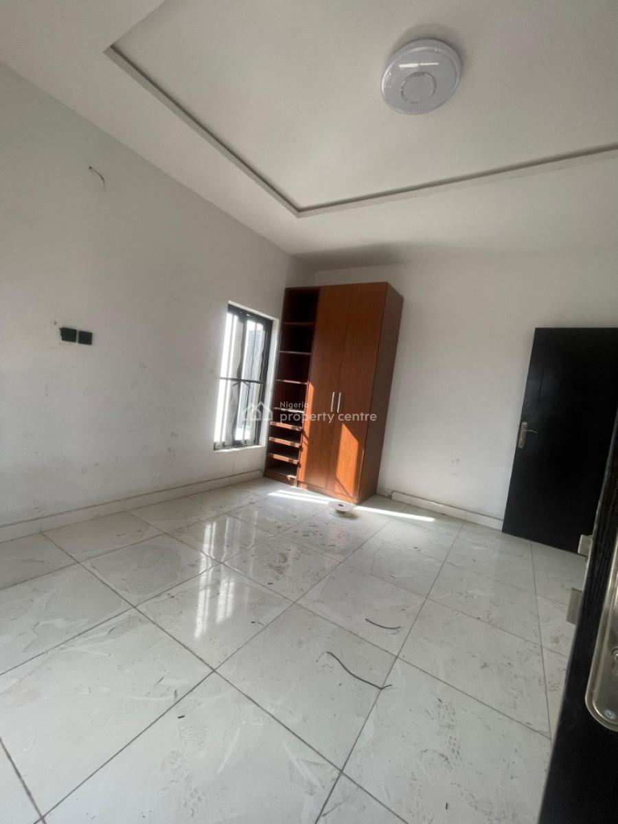 Serviced 3 Bedroom Apartment with an Open Plan Kitchen and Elevator, Ikate, Lekki, Lagos, Flat / Apartment for Rent