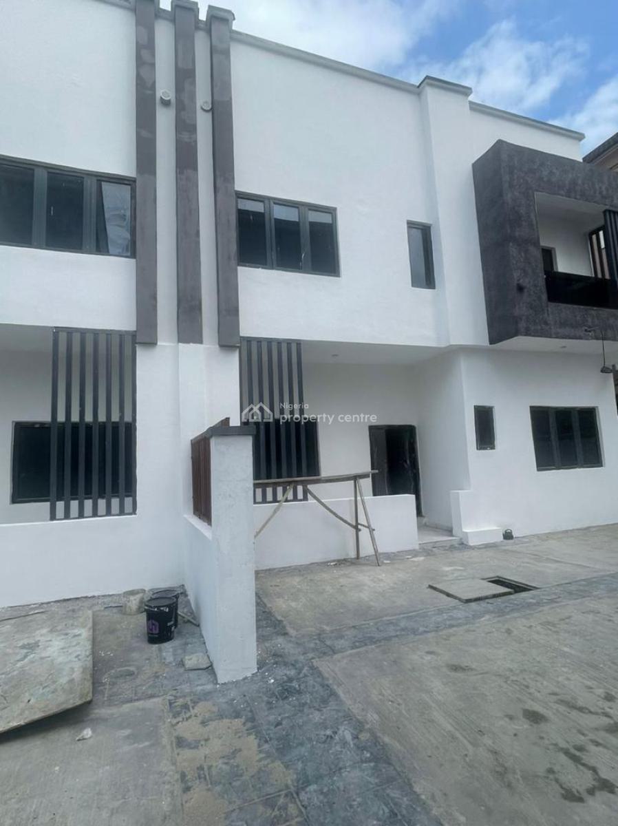 The Perfect Blend! 4-bedroom Semi-detached Duplex with Bq, Ajah, Lagos, Semi-detached Duplex for Sale