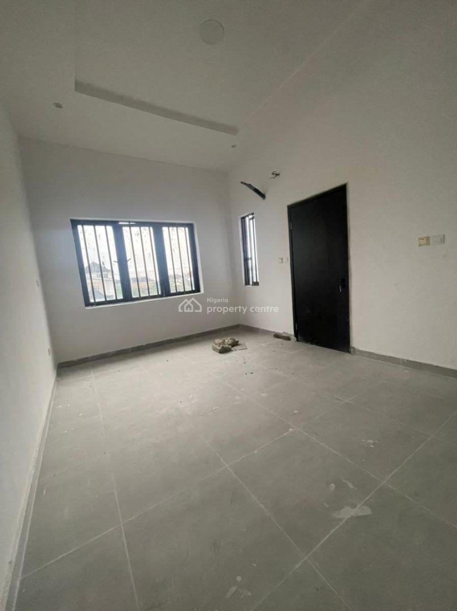 The Perfect Blend! 4-bedroom Semi-detached Duplex with Bq, Ajah, Lagos, Semi-detached Duplex for Sale