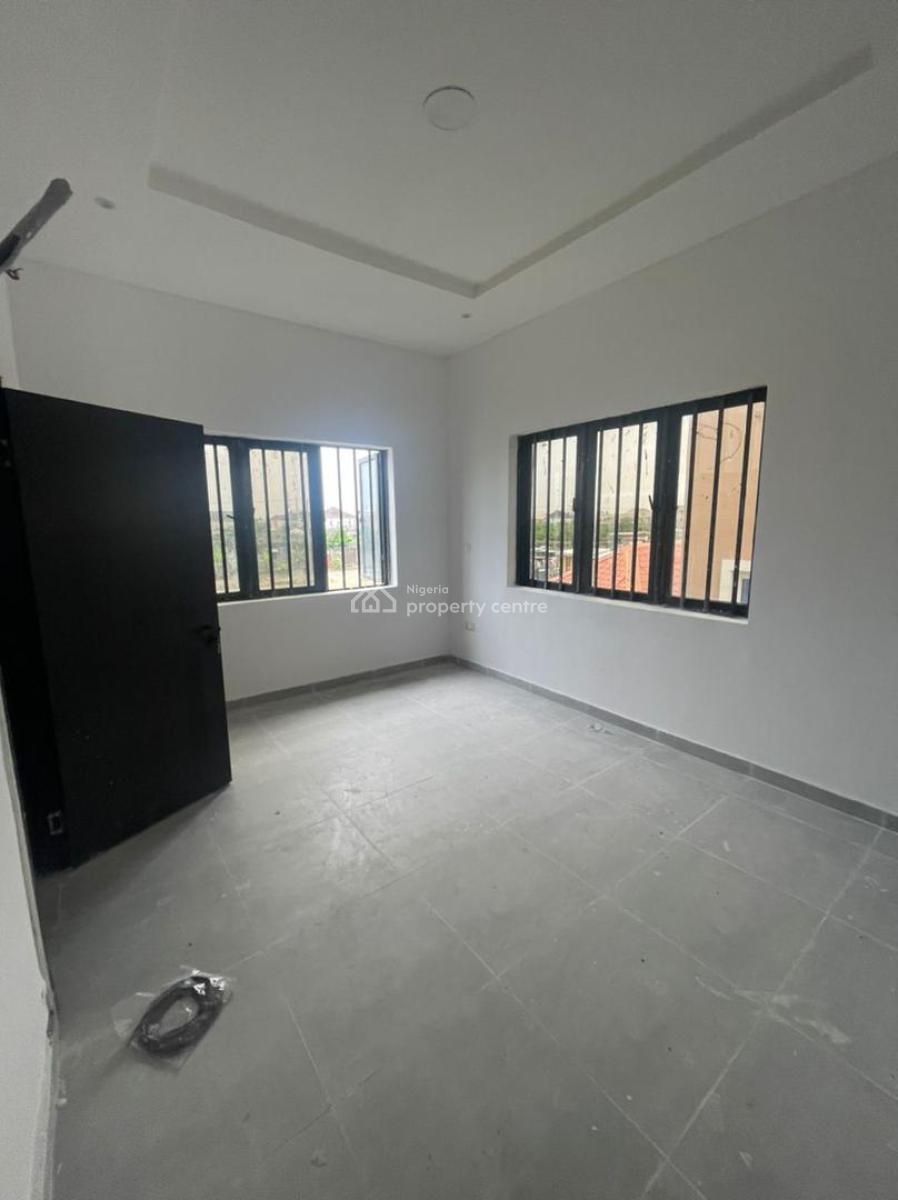 The Perfect Blend! 4-bedroom Semi-detached Duplex with Bq, Ajah, Lagos, Semi-detached Duplex for Sale