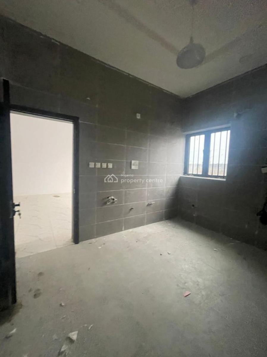 The Perfect Blend! 4-bedroom Semi-detached Duplex with Bq, Ajah, Lagos, Semi-detached Duplex for Sale