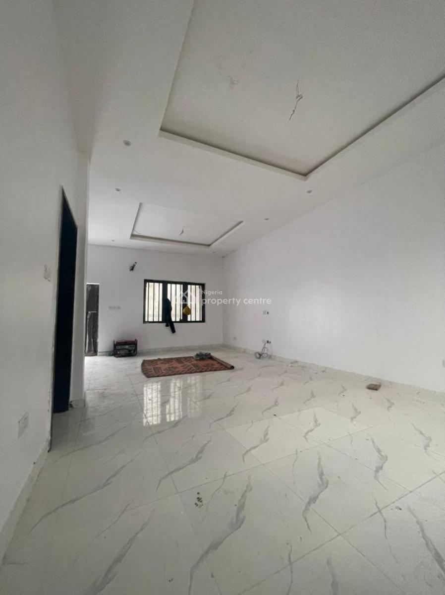 The Perfect Blend! 4-bedroom Semi-detached Duplex with Bq, Ajah, Lagos, Semi-detached Duplex for Sale