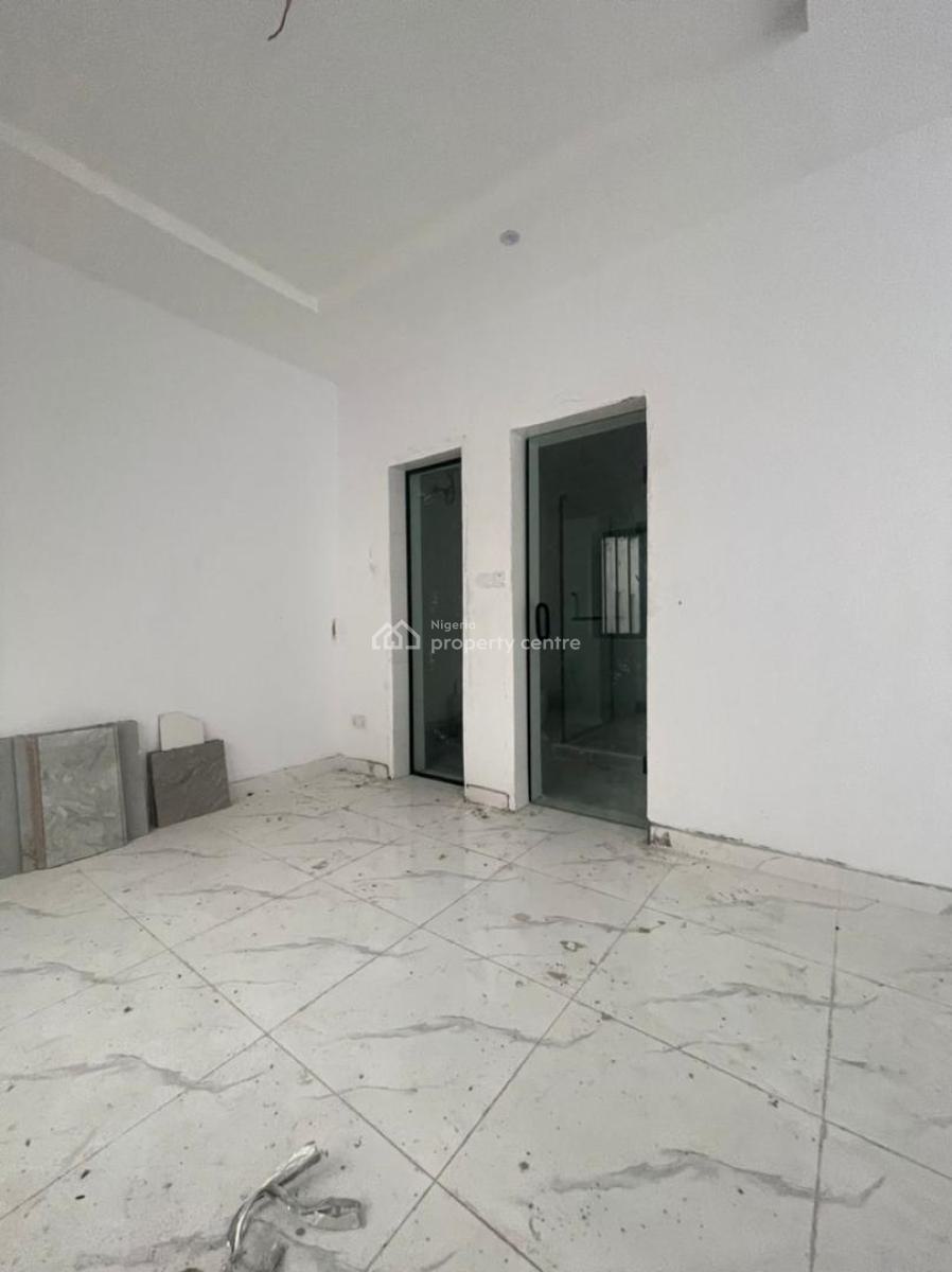 The Perfect Blend! 4-bedroom Semi-detached Duplex with Bq, Ajah, Lagos, Semi-detached Duplex for Sale