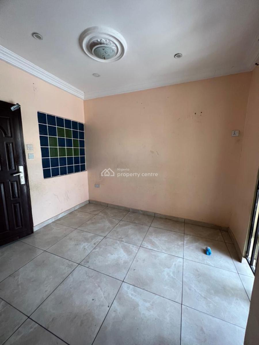 3 Bedroom Flat in a Serene Neighbourhood, Off Blenco Supermarket, Sangotedo, Ajah, Lagos, Flat / Apartment for Rent