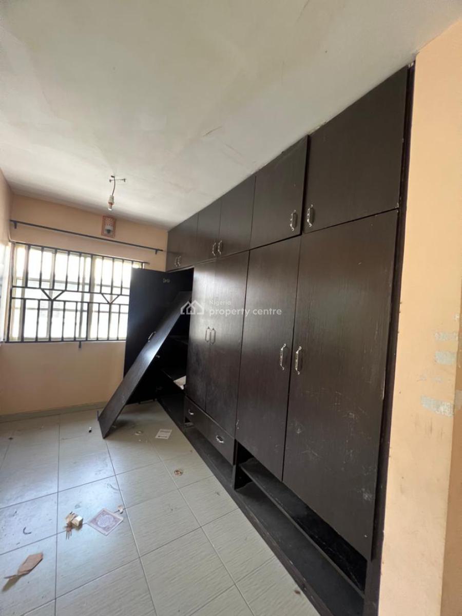 3 Bedroom Flat in a Serene Neighbourhood, Off Blenco Supermarket, Sangotedo, Ajah, Lagos, Flat / Apartment for Rent