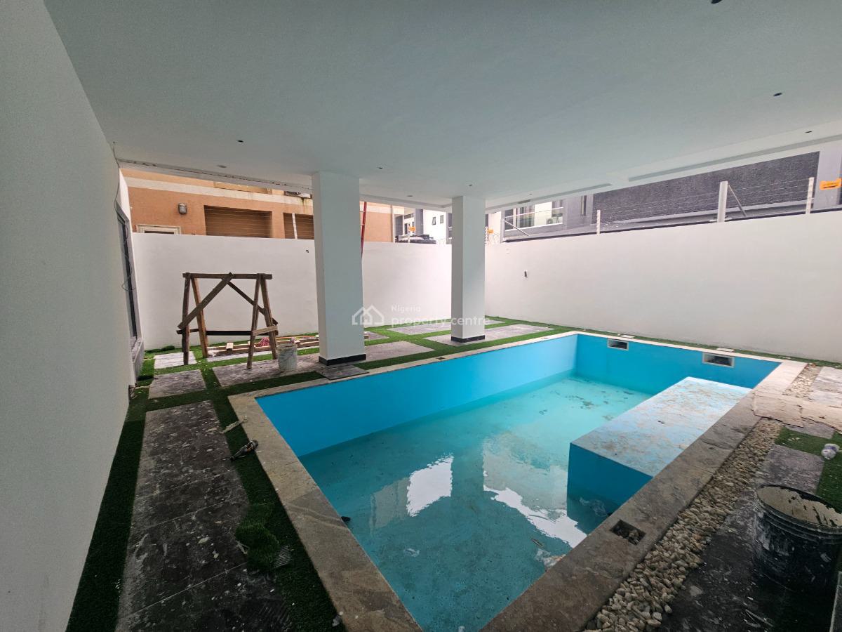 Luxury 2 Bedroom Fully Serviced Apartment in an Estate, Lekki1 Right Side, Lekki Phase 1, Lekki, Lagos, Flat / Apartment for Sale