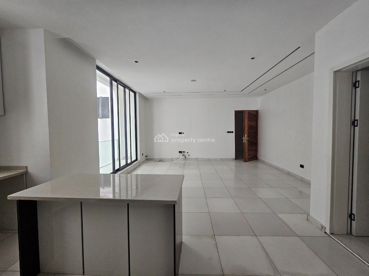 Luxury 2 Bedroom Fully Serviced Apartment in an Estate, Lekki1 Right Side, Lekki Phase 1, Lekki, Lagos, Flat / Apartment for Sale