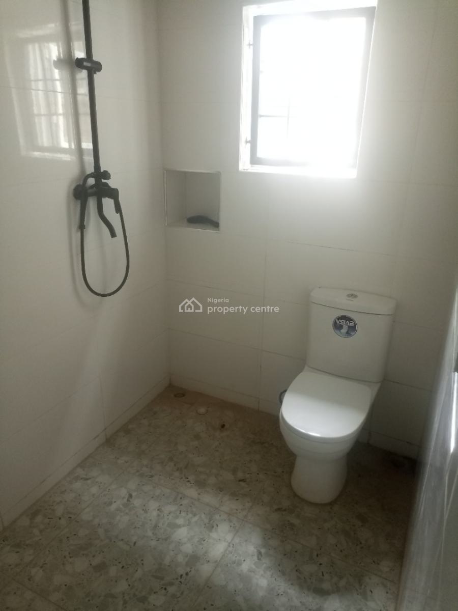 3 Bedroom Apartment/flat, By Commerce Plaza, Area 3, Garki, Abuja, Flat / Apartment for Rent