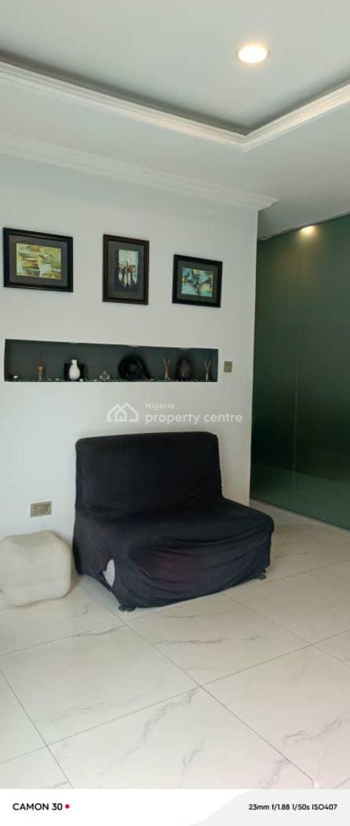 Tastefully Built Office Building, Lekki Right Side, Lekki Phase 1, Lekki, Lagos, Office Space for Rent