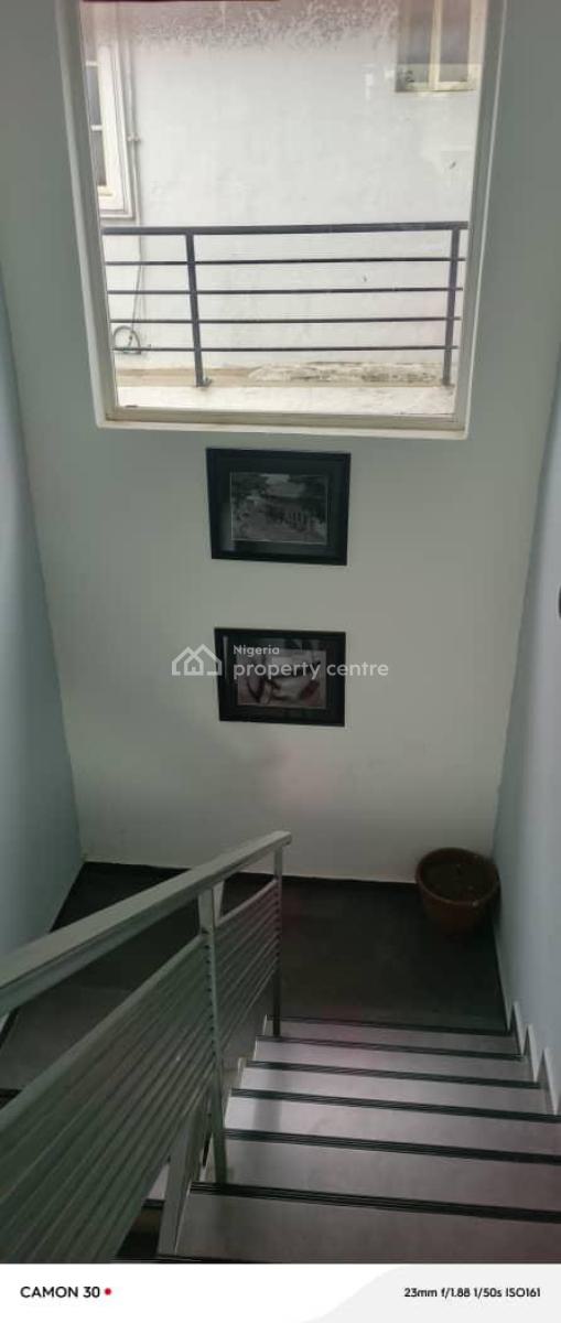Tastefully Built Office Building, Lekki Right Side, Lekki Phase 1, Lekki, Lagos, Office Space for Rent