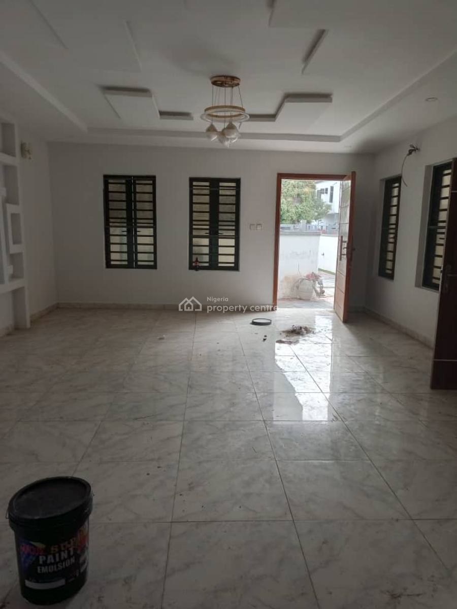 Neatly Used 4 Bedroom Semi Detached Duplex with Bq, Ologolo, Lekki, Lagos, Semi-detached Duplex for Sale