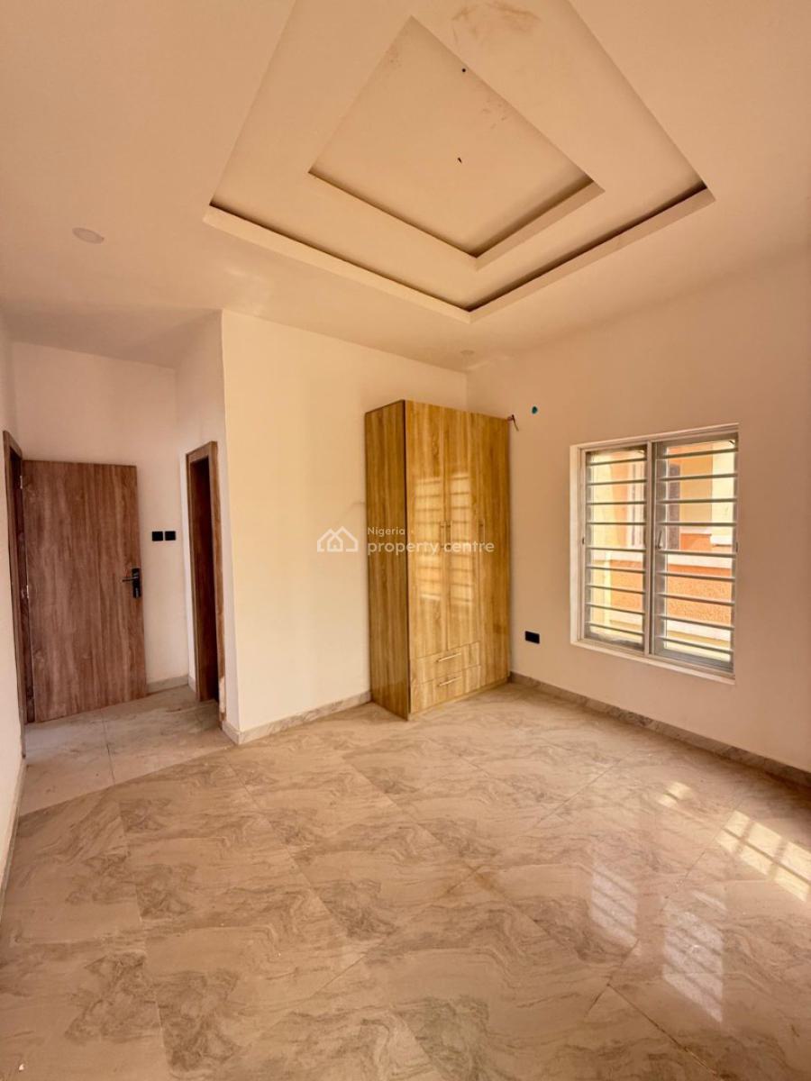 Unit of 4 Bedrooms Detached Bungalows, Housing Estste (airforce), Akobo, Ibadan, Oyo, Detached Bungalow for Sale