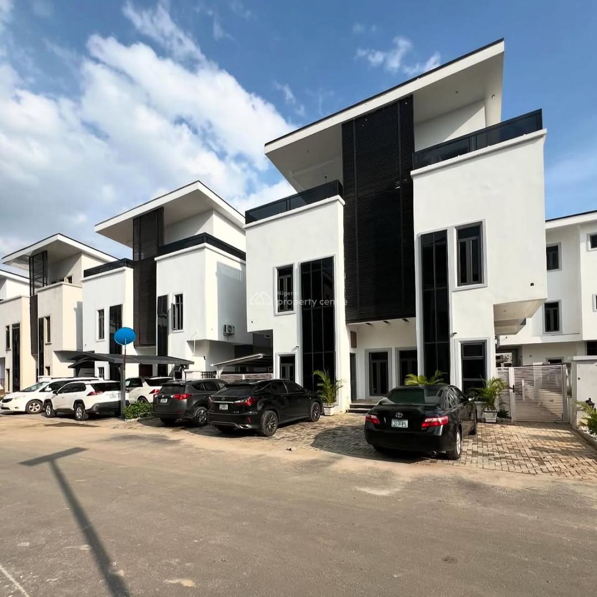 Smartly Built 5 Bedroom Semi Detached Duplex, Bq, Fitted Kitchen, By Gilmore, Jahi, Abuja, Semi-detached Duplex for Sale