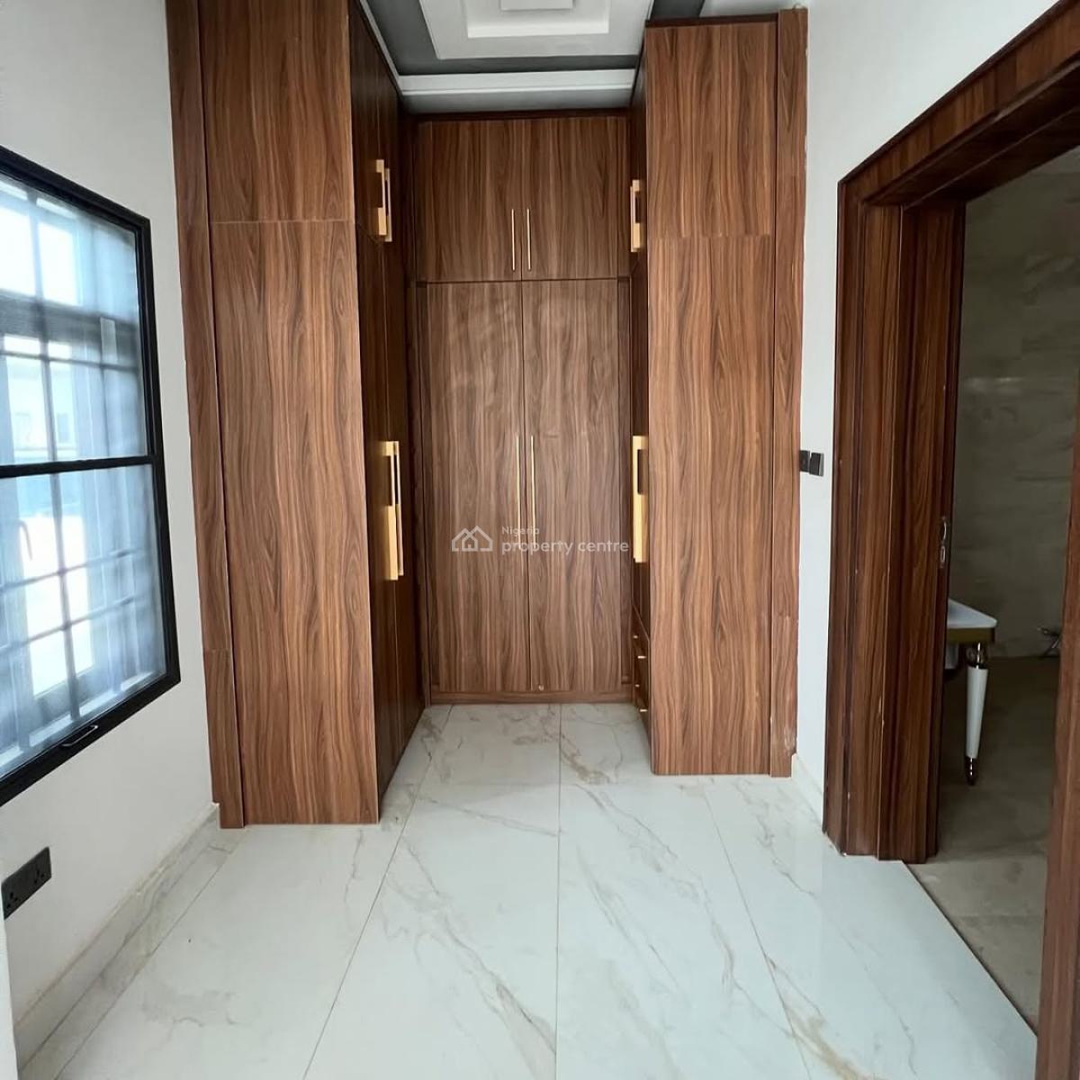 Smartly Built 5 Bedroom Semi Detached Duplex, Bq, Fitted Kitchen, By Gilmore, Jahi, Abuja, Semi-detached Duplex for Sale