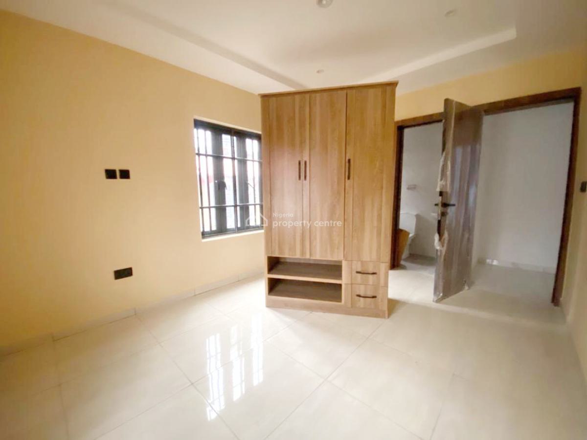 Newly Built Luxury 2 Bedroom Flat, Gra Phase 1, Magodo, Lagos, Flat / Apartment for Rent